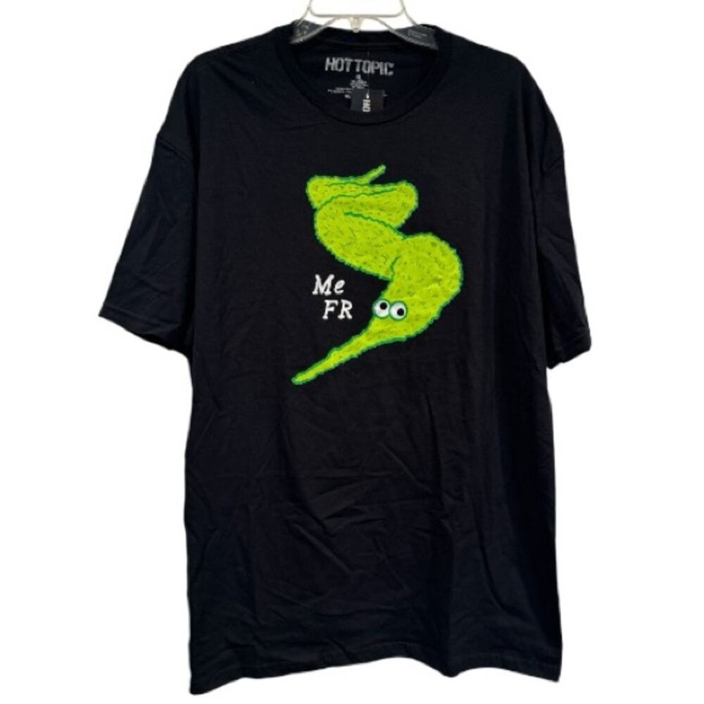 Hot Topic Squiggle Worm Me FR Short Sleeve Graphic Tee NWT XL